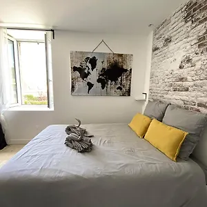 Le Petit Atelier - - Wifi - Coeur De - Parking Appartement Pont-lʼAbbé