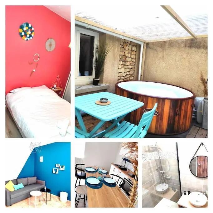 L'Antique SPA: jacuzzi sous patio Orange  Appartement